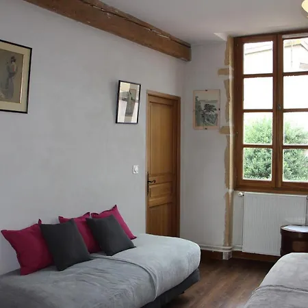 Nocleg ze śniadaniem Le Relais Des Dames Neuville-sur-Saône
