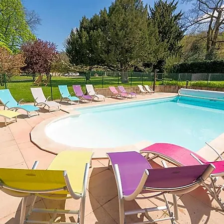 Le Relais Des Dames 3* Neuville-sur-Saone