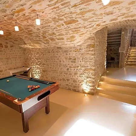 Le Relais Des Dames Bed & Breakfast 3*